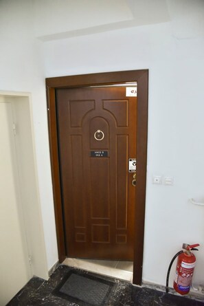 Interior - Athens Ianos B by Super Host Hub (Μενεμένη)