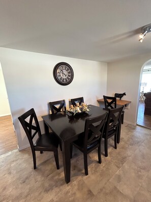 تناول الطعام