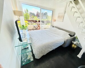 2 soverom, strykejern/-brett, wi-fi og sengetøy