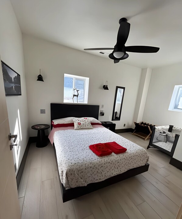 2 bedrooms, iron/ironing board, travel crib, free WiFi