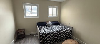 Modern Farmhouse theme Studio apartment in Central Beamsville