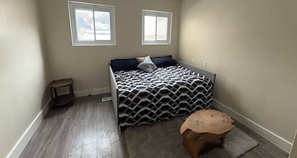 Modern Farmhouse theme Studio apartment in Central Beamsville