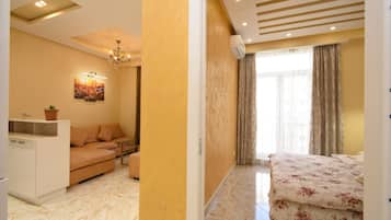 2 bedrooms, blackout curtains, iron/ironing board, free WiFi