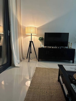 Interior - Penthouse Apartment with incredible sea views and large outdoor terrace. (Manilva)