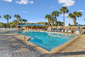 A heated pool - Family & Dog-Friendly Seascape Villa (Miramar Beach)