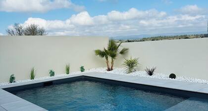 Villa moderne piscine avec vue imprenable