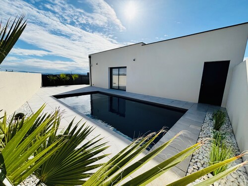 Villa moderne piscine avec vue imprenable