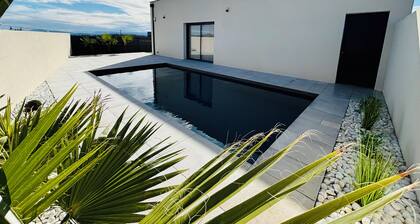 Villa moderne piscine avec vue imprenable