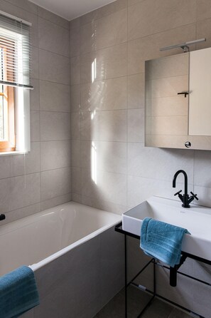 Bathroom - Woodland Cabin in Vencimont (Gedinne)