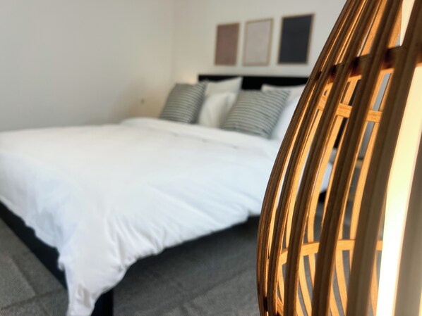 1 chambre, fer et planche à repasser, Wi-Fi gratuit, draps fournis