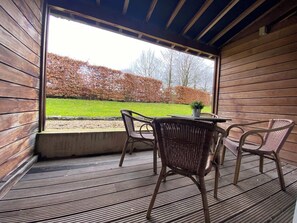 Outdoor dining - A4. De Draver: duplexsuite with terrace (Oudsbergen)
