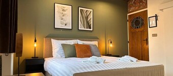 Deluxe room B1