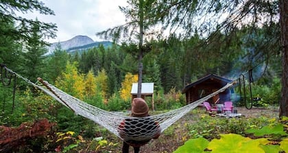 Off-Grid Cabin with private waterfalls