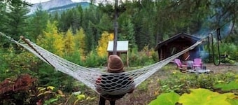Off-Grid Cabin with private waterfalls