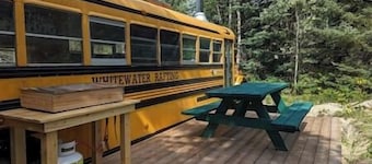 Off-Grid Skoolie Retreat
