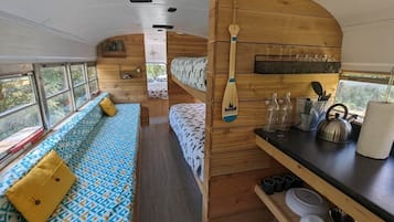 2 bedrooms, bed sheets