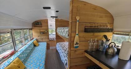 Off-Grid Skoolie Retreat