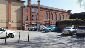 Self-parking (surcharge) 10 per day