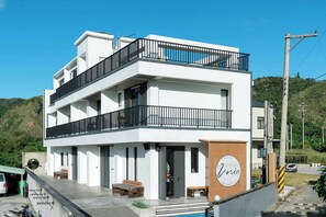 Front of property - Unie  (Lyudao)
