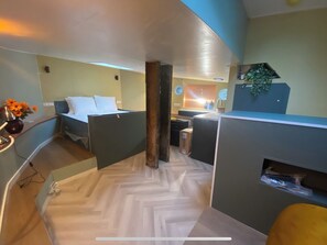 2 habitaciones, tabla de planchar con plancha, wifi y ropa de cama 