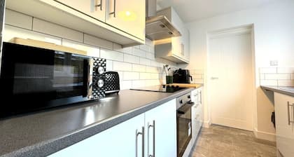 Entire House | Southampton City | Cruise Terminal