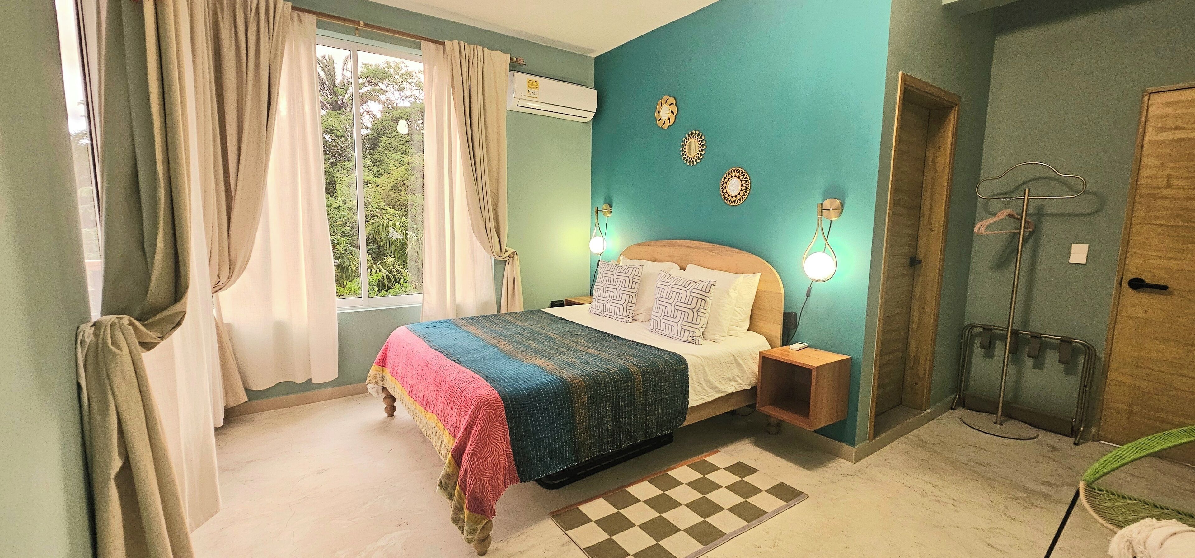 Deluxe Double Room, Balcony, Mountain View | Egyptian cotton sheets, premium bedding, individually decorated