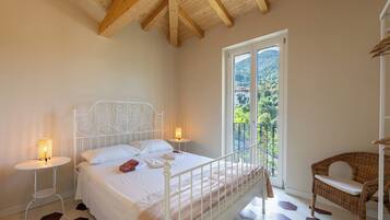 3 Schlafzimmer, Bügeleisen/Bügelbrett, Reisekinderbett, WLAN