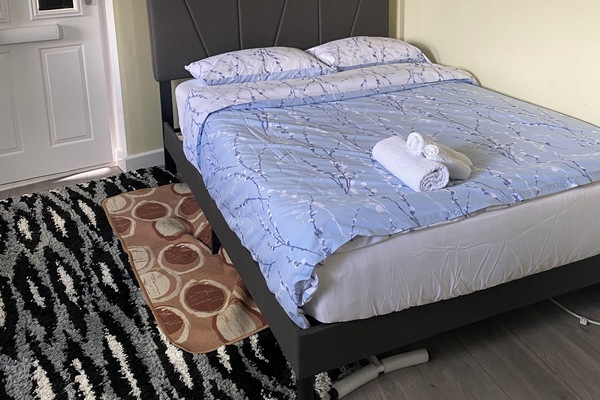 Self-contain bedroom with toilet and bath