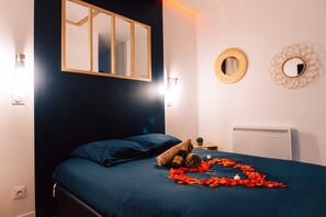 1 soverom, strykejern/-brett, wi-fi og sengetøy