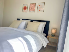 4 bedrooms, desk, iron/ironing board, travel crib - Maisonette with Terrace & Garage - by Solstad (Kavala)