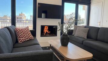 TV connectée, cheminée