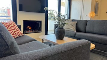 TV connectée, cheminée