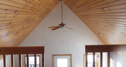 Well equipped 3-bedroom chalet in Andover Maine including AC, WiFi.