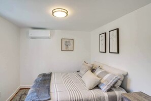 2 dormitorios, tabla de planchar con plancha, wifi gratis y ropa de cama
