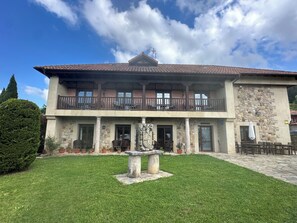 واجهة المنشأة