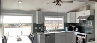 Peaceful and Cozy Waterfront Home [just renovated]