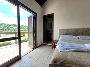 Vila | 3 quartos, Wi-Fi de cortesia, roupa de cama