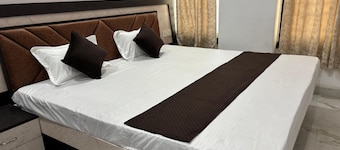 HOTEL SHREE ASHTAVINAYAK GRAND