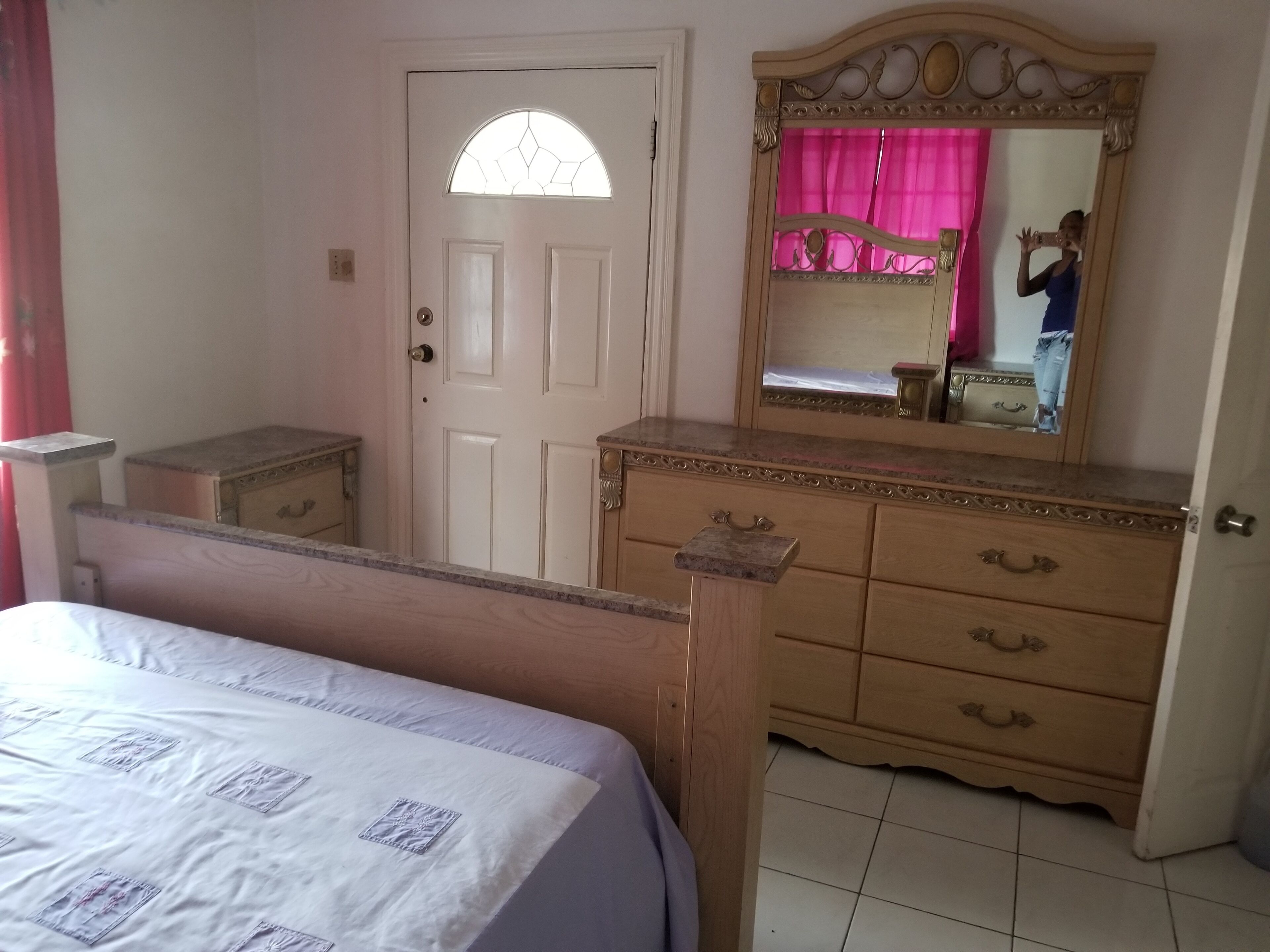 5 室のベッドルーム、アイロン / アイロン台、WiFi