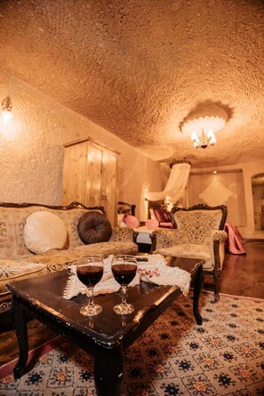 Premium Room | Living area - 7 Oda Kapadokya Cave House (Urgup)