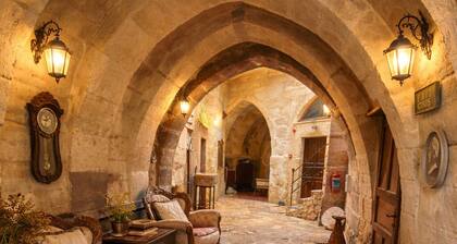 7 Oda Kapadokya Cave House