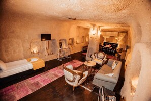 Royal Room | Living area - 7 Oda Kapadokya Cave House (Urgup)