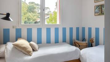 4 chambres, fer et planche Ă repasser, lit parapluie, Wi-Fi