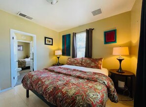 2 多间卧室、熨斗/熨衣板、WiFi、床单