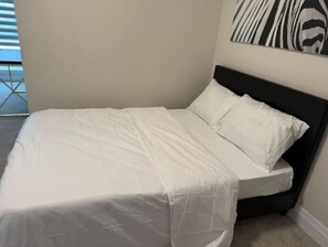 3 dormitorios, escritorio, tabla de planchar con plancha y wifi gratis