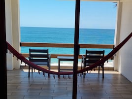 高级双人房, 海景 | 客房内保险箱、免费 WiFi、床单