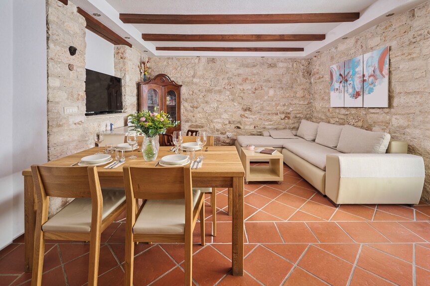 Romantic Stone House In The Center Of Umag Next To The Beach! - ウマグ
