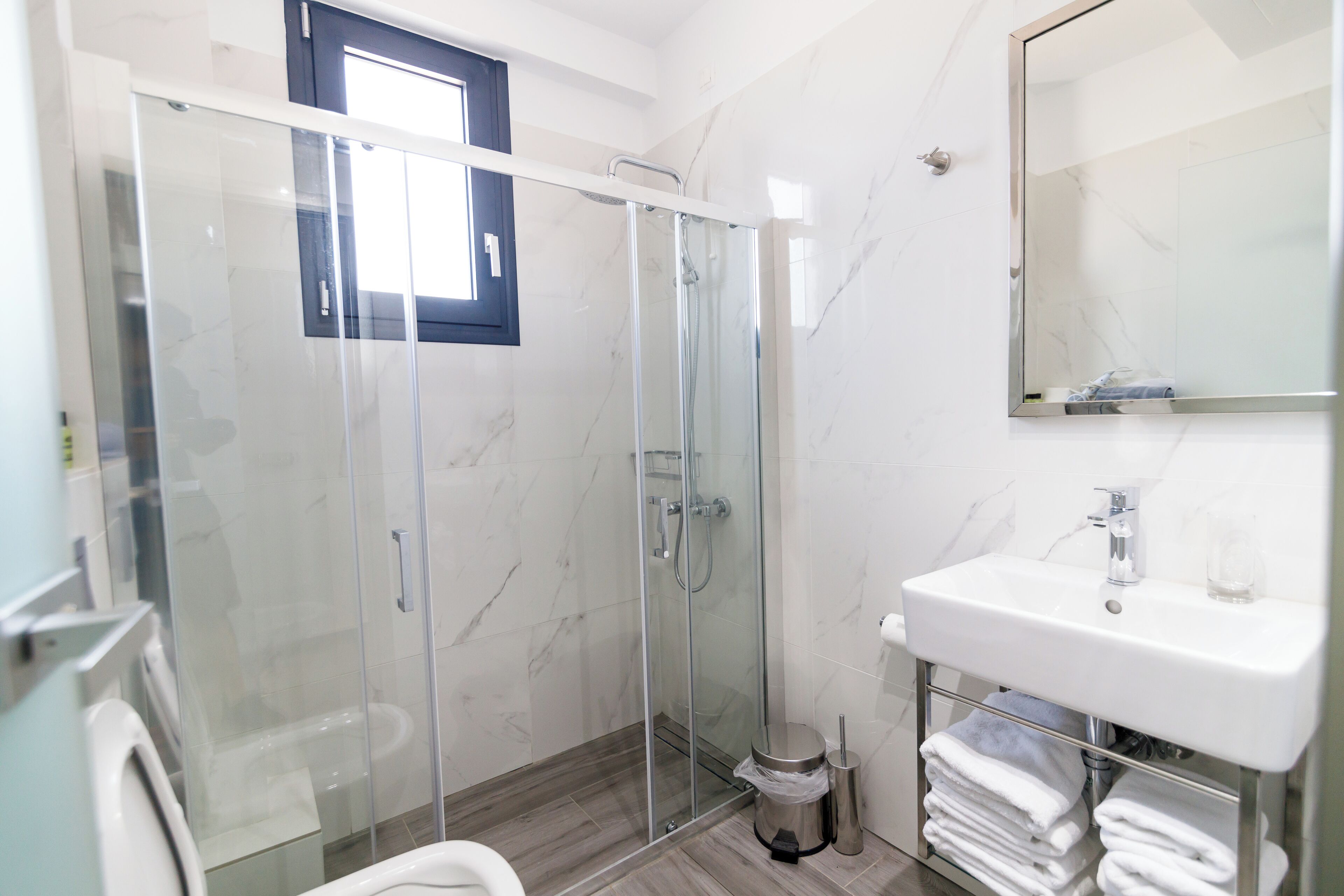 Family Suite, Balcony | Bathroom | Free toiletries, hair dryer, slippers, towels
