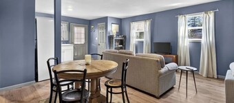 Quaint Mini Cottage in Shepherdstown - Walking Distance
