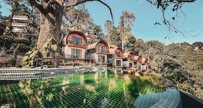 Baan Nhuer Mek